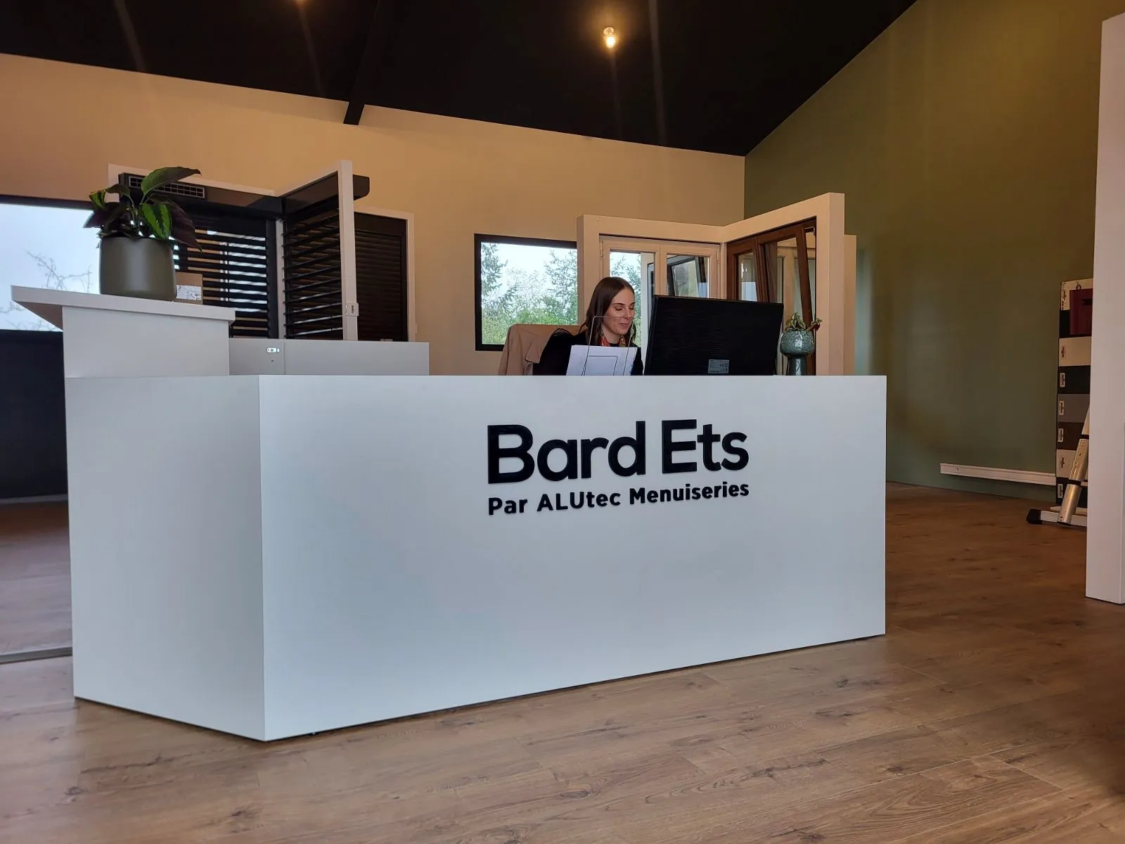 Banque-Accueil_Bard-Ets Banque Accueil Bard Ets
