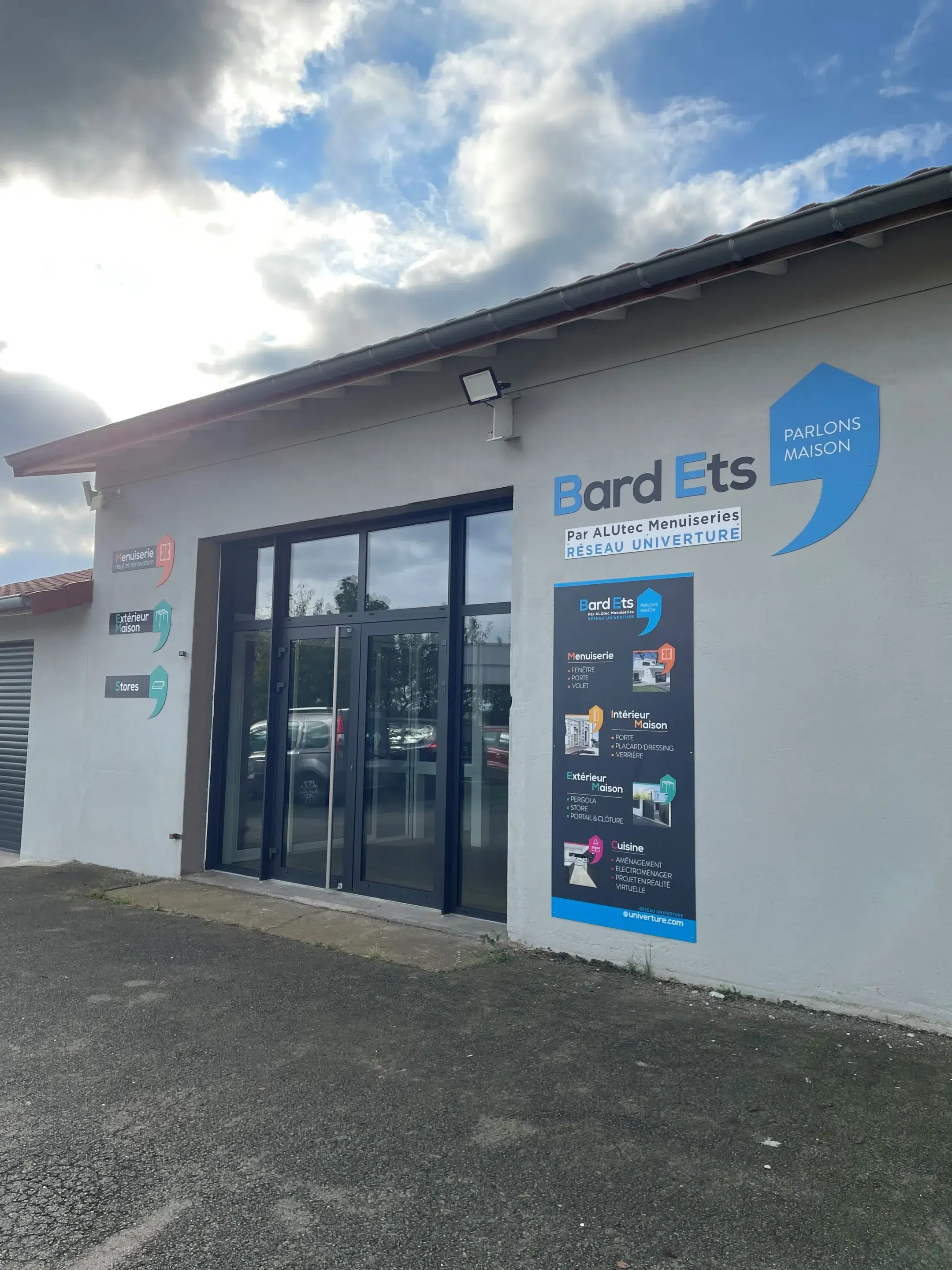 Facade Bard 01 scaled